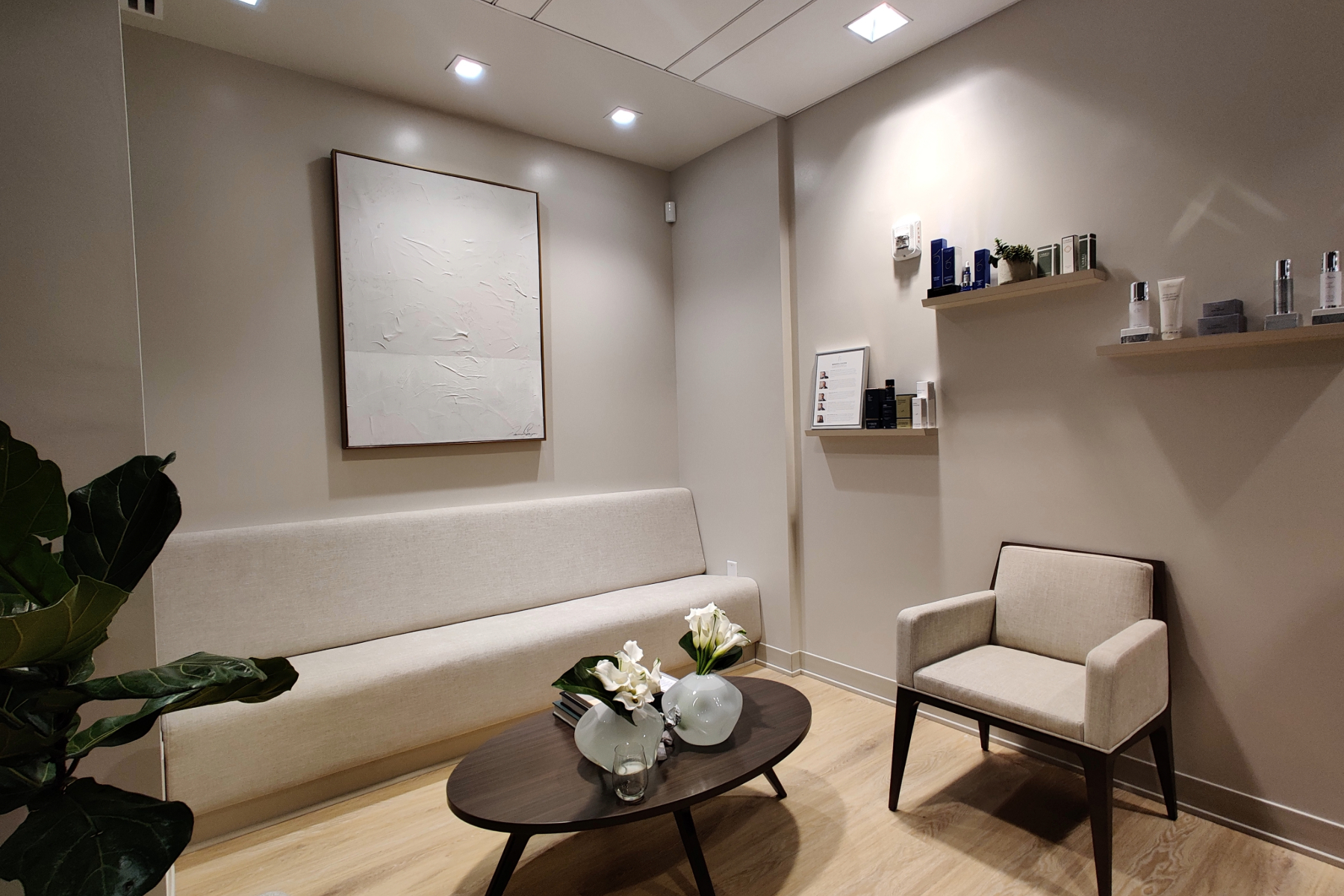 Boston Center for Plastic Surgery in Chestnut Hill, MA. Reception Area, designed by Hardaway Sziabowski Architects.